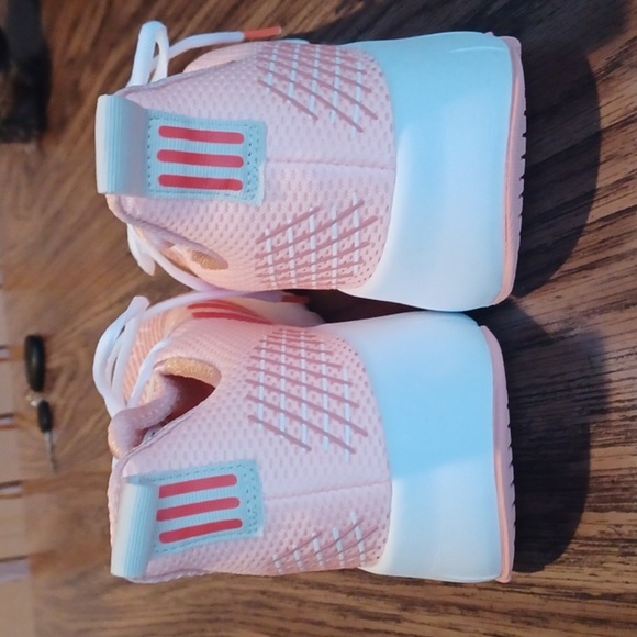 Adidas Peach Ortholite Size 10, like new - Picture 7 of 8